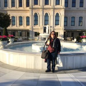 Meet your Posher, Jean